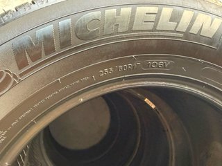Neumáticos Michelin 255/60/17 106V