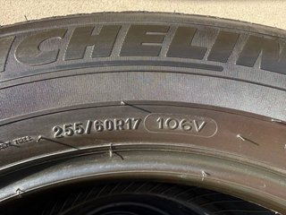 Neumáticos Michelin 255/60/17 106V