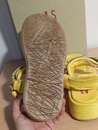 Sandalias A.S.98 Talla 38 Amarillas