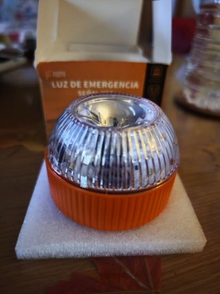 Luz de Emergencia V16 Fusiyu