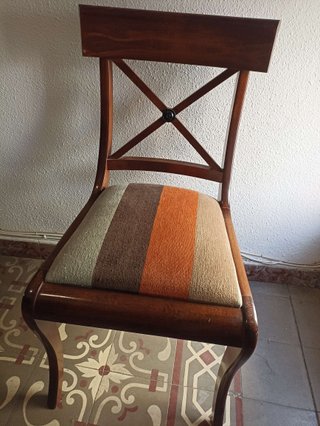 Sedie da pranzo in legno massello imbottite