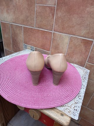 Zapatos de salón Desire beige