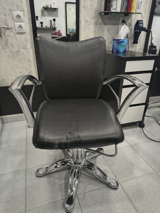 3 Sillas de Peluquería Negras