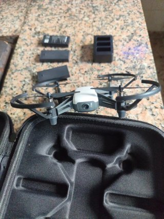 Dron DJI Tello Blanco con Mando