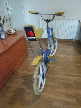 Bicicleta GAC Motoretta Clásica Azul