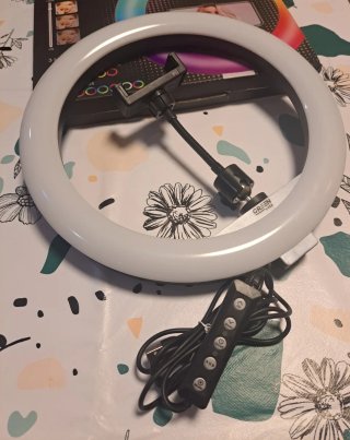 Aro de Luz LED RGB 12 GREEN LYCA con Tripode.