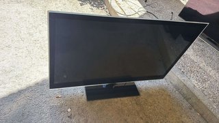 TV LG 55 Negra no es smart tv pero esta convertida