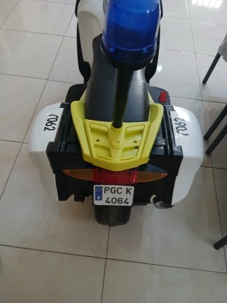 Moto Eléctrica Infantil Blanca y Amarilla