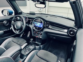 MINI Mini JOHN COOPER WORKS CABRIO. NACIONAL.