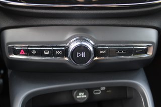 Volvo XC40 Recharge Electrico Core Auto (2022)