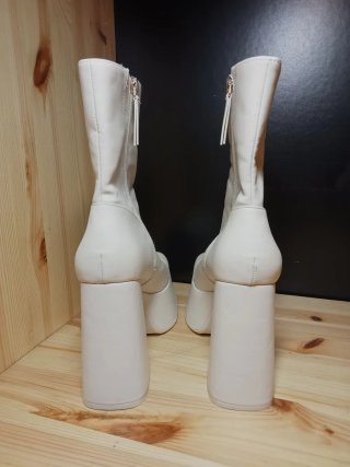 Botines plataforma Bershka punta cuadrada