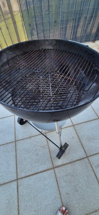 Barbacoa Carbón/Leña Negra y Plateada Weber