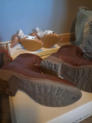 Zapatos y botas numero 38