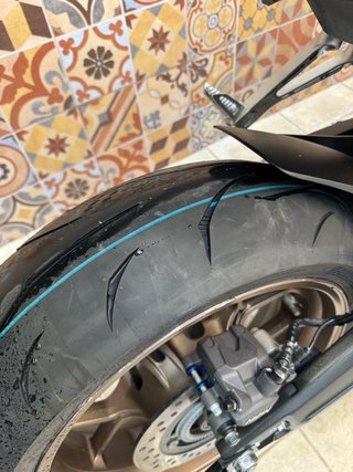 Honda CB650R Negra/Plata