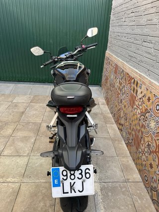 Honda CB650R Negra/Plata