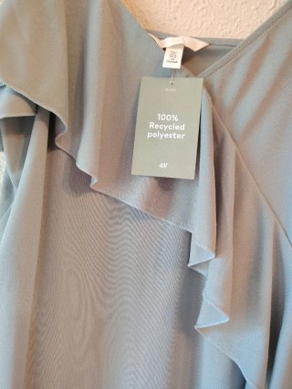 Vestido H&M verde agua con volante