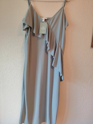 Vestido H&M verde agua con volante