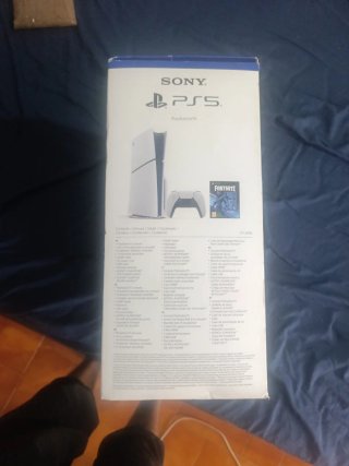 Caja PS5 Fortnite Edición Especial
