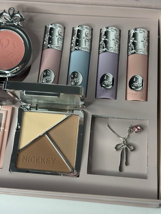 NICKEY Caja de Maquillaje Ballet Cisne