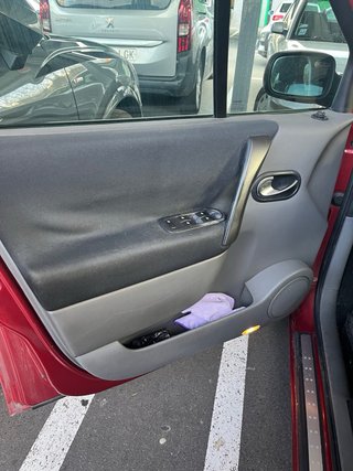 Renault Scenic 2004 con averia