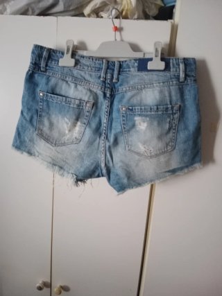 Shorts vaqueros Stradivarius Talla L/40