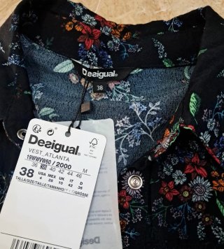 Vestido Desigual floral M/38/nuevo con etiqueta.