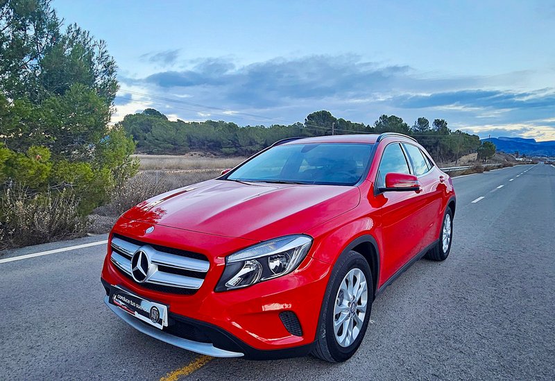 Mercedes-Benz GLA 2016