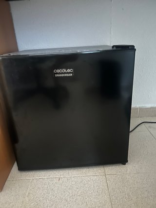 Nevera Cecotec 46L Clase E