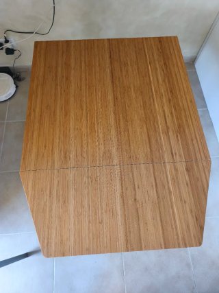Mesa de bambú y 4 sillas
