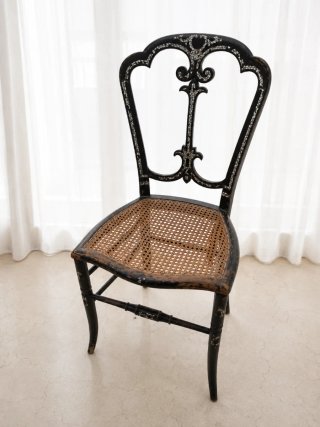 Silla antigua rejilla marquetería para restaurar