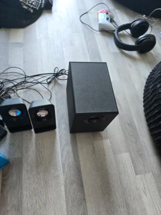 Altavoces Logitech Z213 Negro