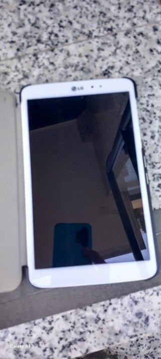 Tablet LG Blanca pantalla 8,3 pulgadas