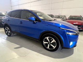 Nissan QASHQAI  DIG-T 158 CV Xtronic Skyline