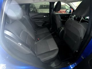 Nissan QASHQAI  DIG-T 158 CV Xtronic Skyline