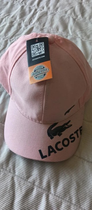 Gorro rosa Lacoste
