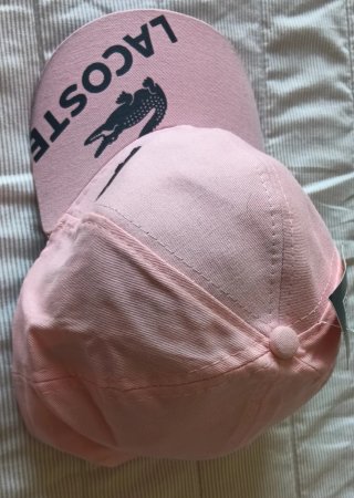 Gorro rosa Lacoste