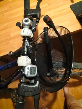 Bicicleta BH Mountain Bike azul + Casco