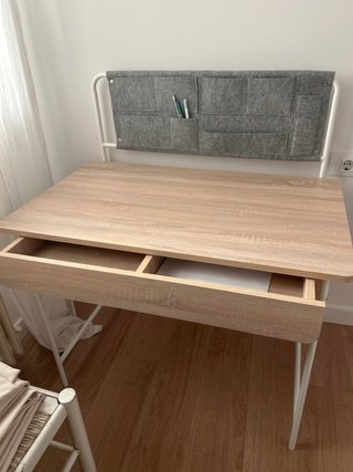 Escritorio Kave Home Madera y Metal