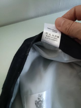 Gorra lana azul marino con rayas