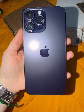 iPhone 14 Pro Max Morado Oscuro