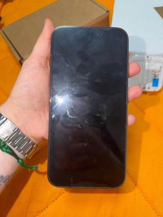 iPhone 14 Pro Max Morado Oscuro