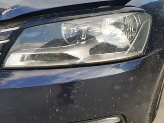 PARAGOLPES DELANTERO VOLKSWAGEN PASSAT LIM. (362)