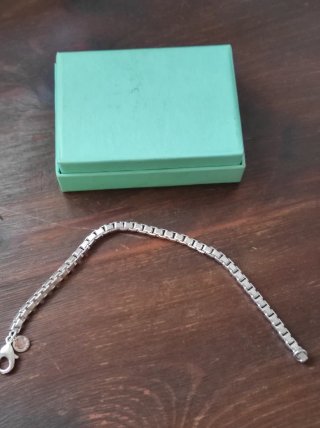 Pulsera chapada en oro blanco