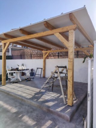 Pérgola de madera 4,5x4m