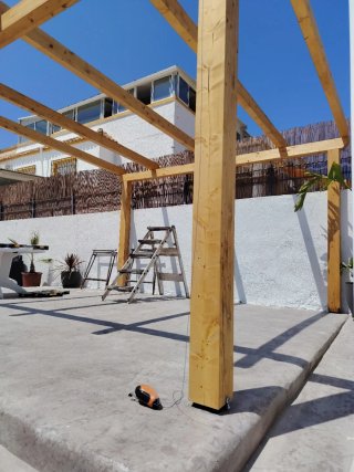 Pérgola de madera 4,5x4m