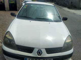 Renault Clio 2003