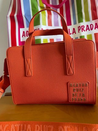 Bolso piel vegana Agatha en color naranja