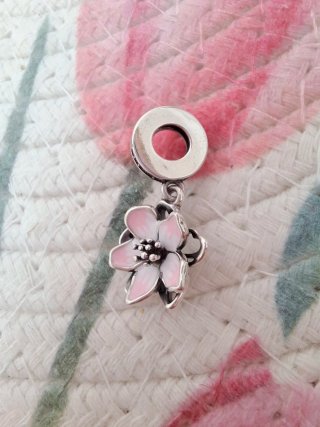Charm Colgante Flor de Cerezo Rosa