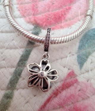 Charm Colgante Flor de Cerezo Rosa