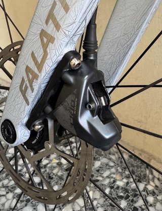 Manetas y pinzas Sram Force D2 AXS